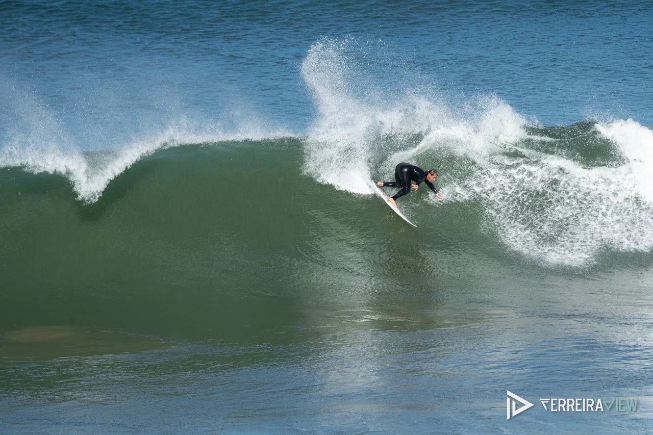 Fotos de surf em Backdoor · 9 de outubro de 2026