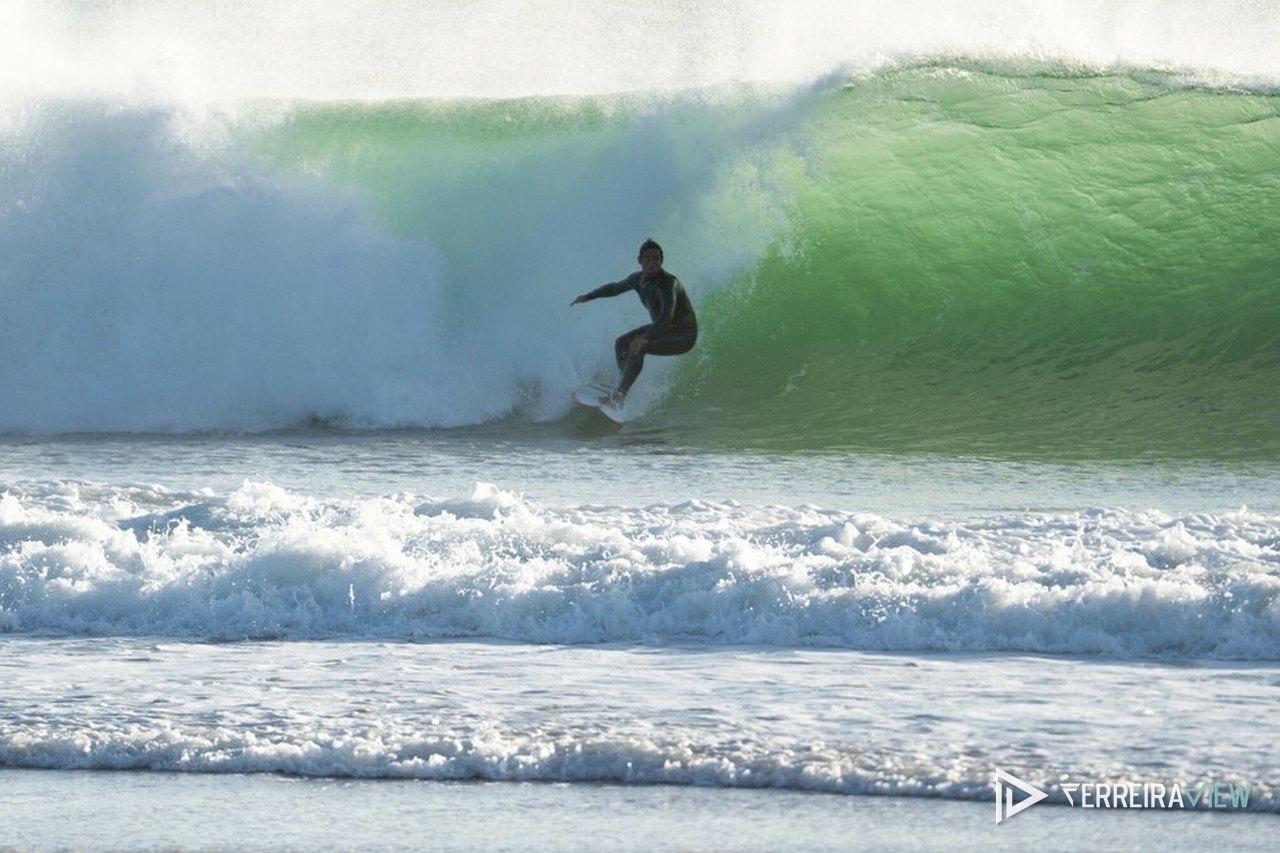 Fotos de surf em Supertubos · 21 de outubro de 2026